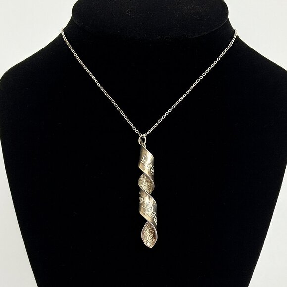 Pretty Peacock Sterling Silver Inspirational Spiral with 18" Chain EUC - Picture 1 of 11